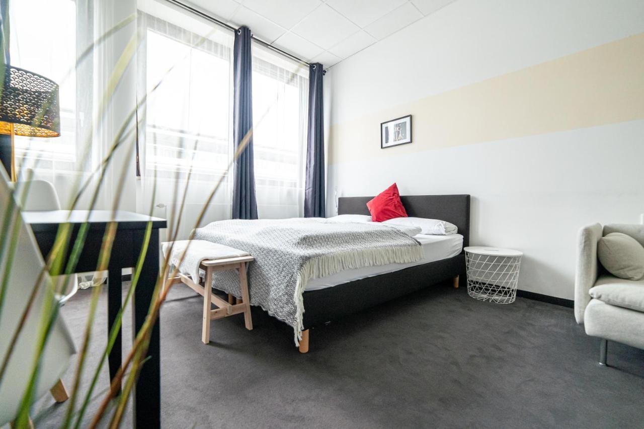 Full House Hostel Nurnberg - Shared Bath & Kitchen Eksteriør billede