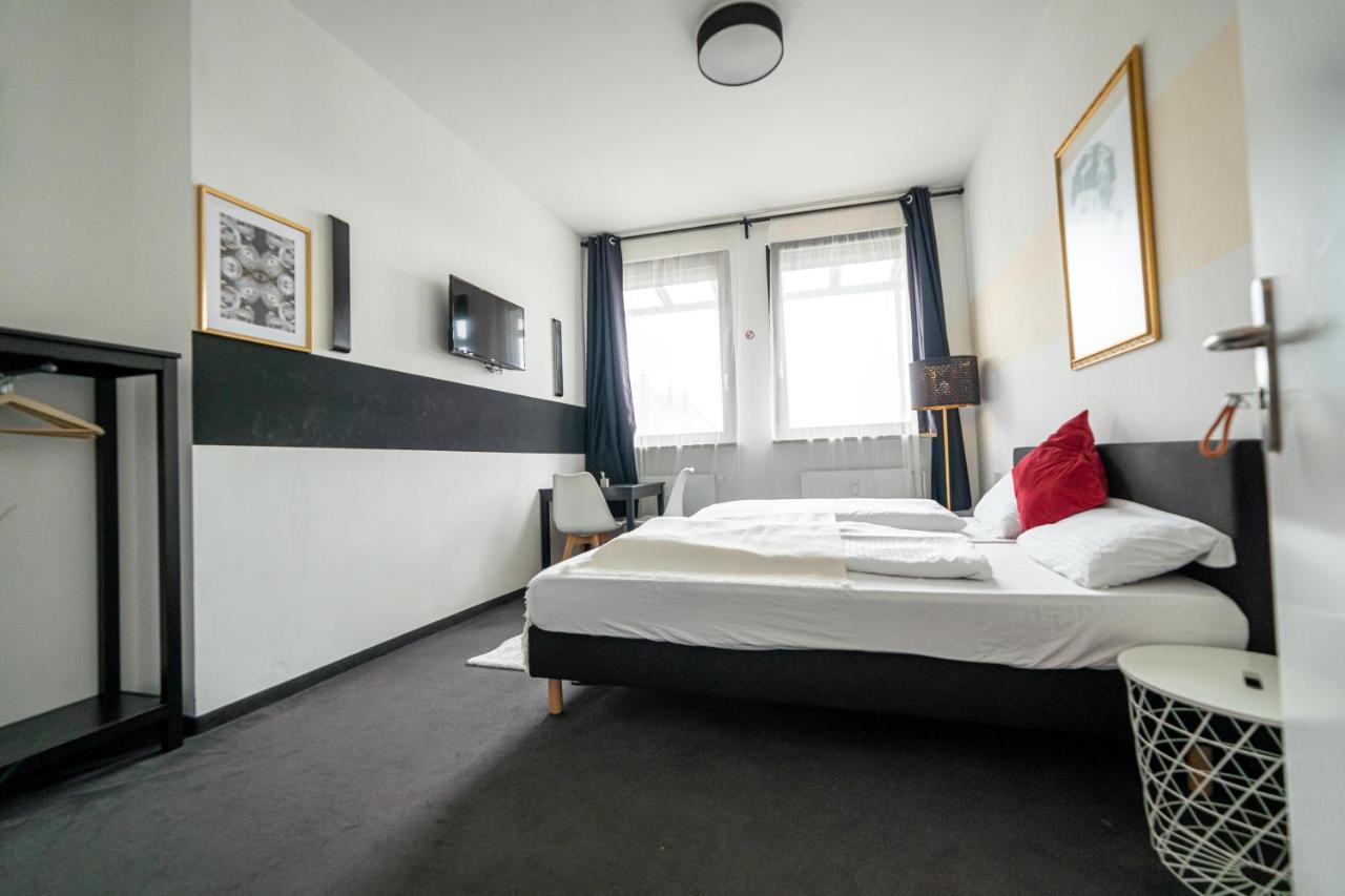 Full House Hostel Nurnberg - Shared Bath & Kitchen Eksteriør billede